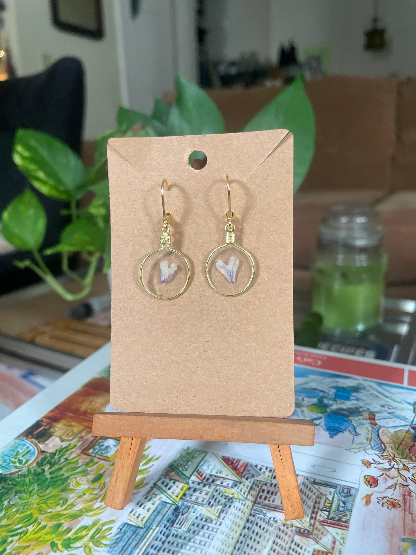 Circle pendants with heart flower petals