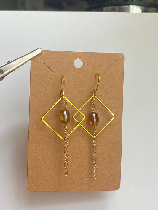 Geometric dangles